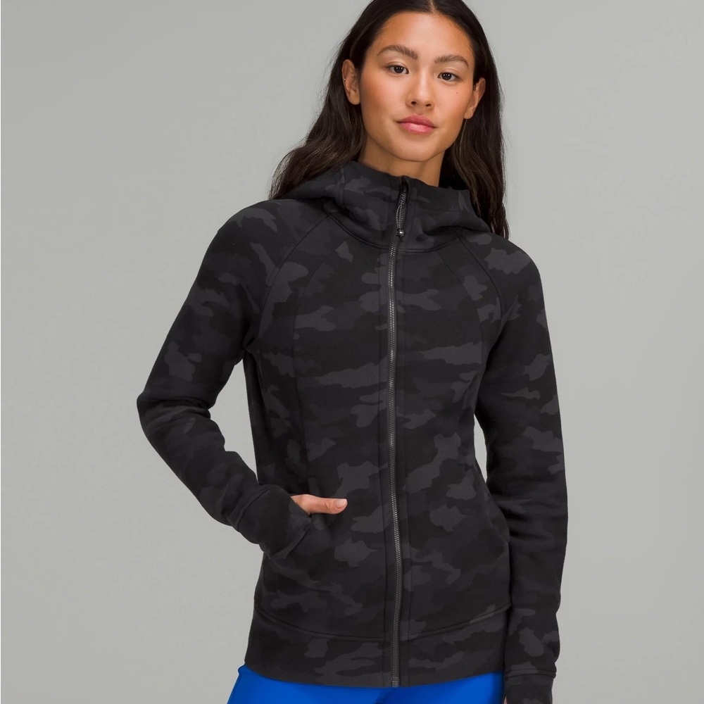 LULULEMON BLACK CAMO SCUBA HOODIE